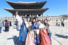 韩国英雄联盟服务器地址韩国英雄联盟服务器地址《英雄联盟》成为韩